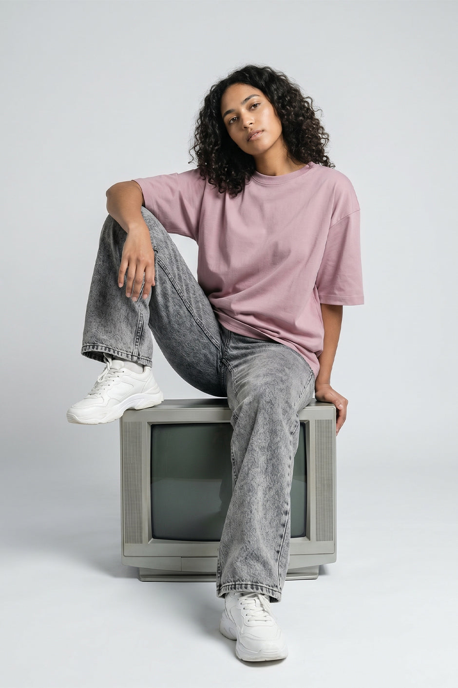 Women’s Oversize Essential Crew Tee – Mavue
